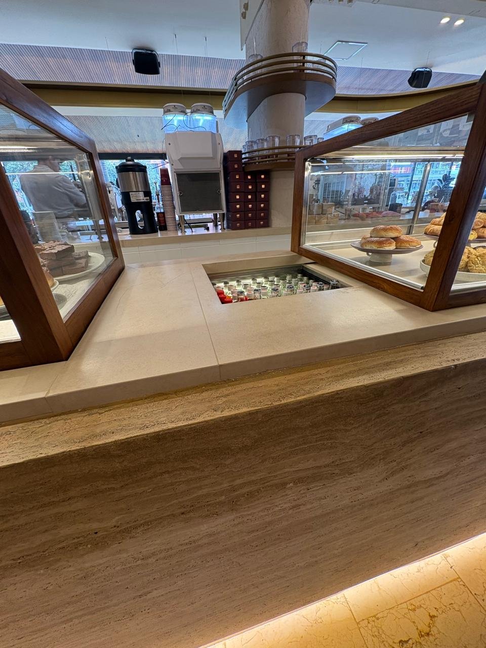 Juan Valdez 93 interior